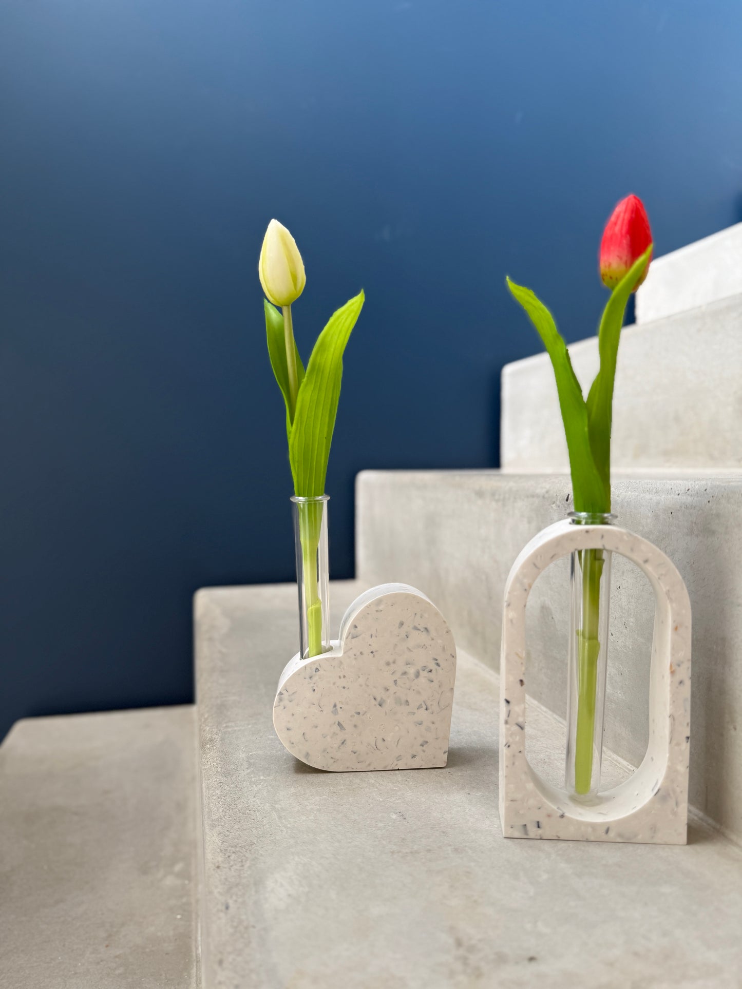 Vase LINÉA – design minimaliste pour fleurs fraîches ou séchées