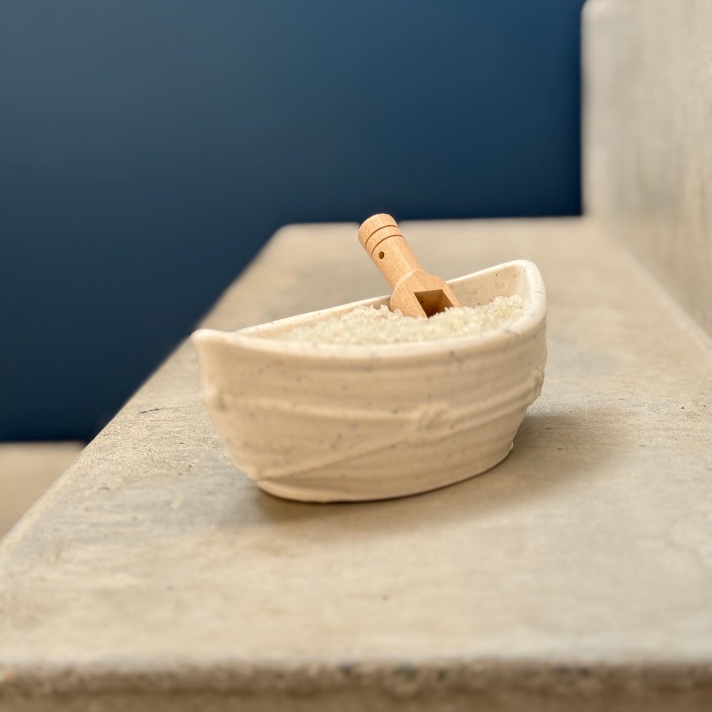 Le Bateau – Pot à sel ou vide-poche en minéral & coquillages
