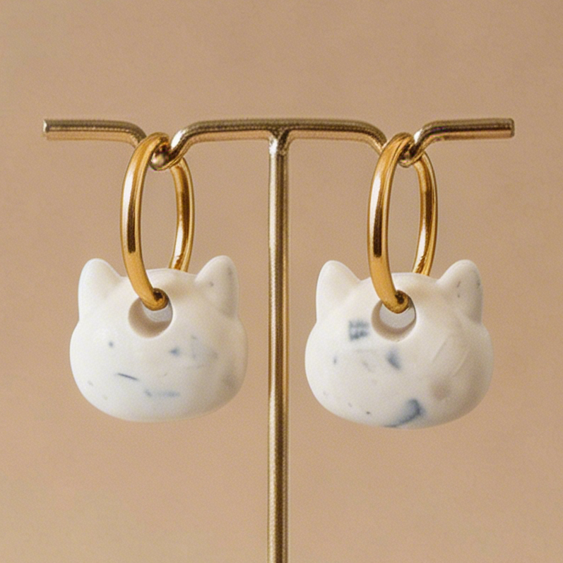boucles d’oreilles chat coquillé artisanales