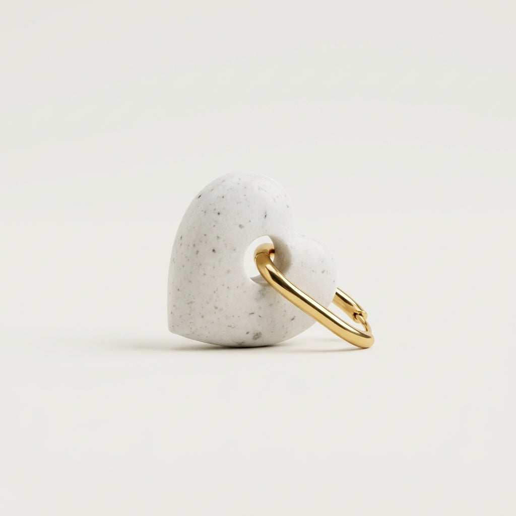 Vue complémentaire des boucles d’oreilles Cœur coquillé