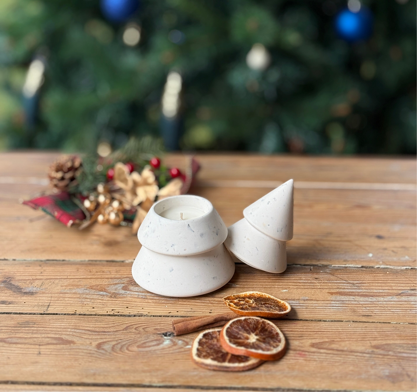 Bougie “Sapin de Noël” en terrazzo coquiller – réutilisable